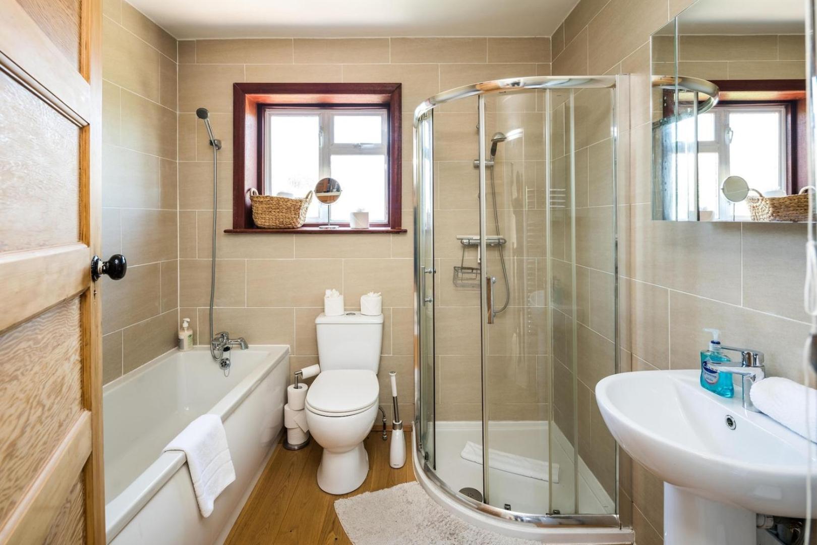 Vila Elegant 2Bd House With Garden And Decked Patio Londýn Exteriér fotografie